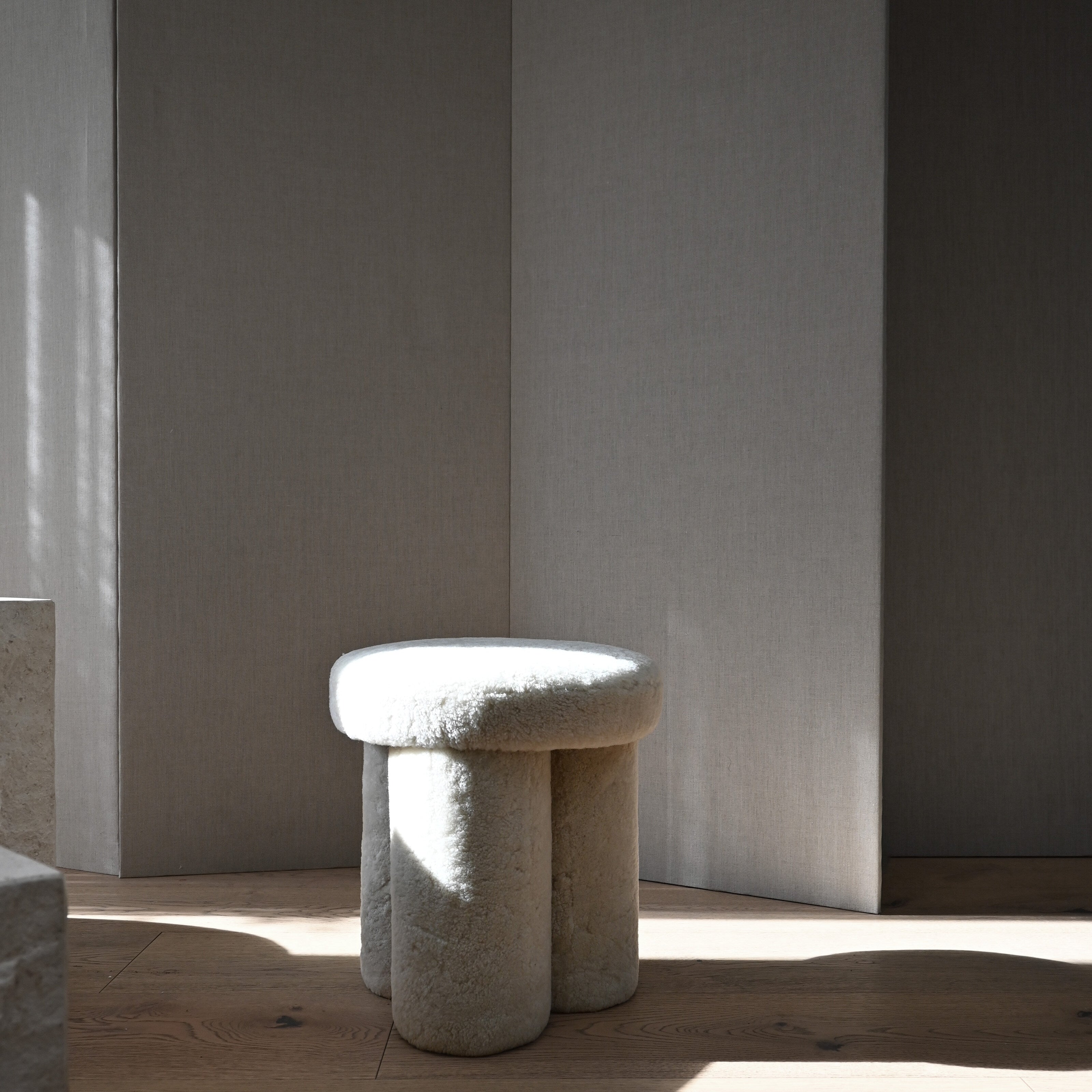 Big Foot Stool - Sheepskin