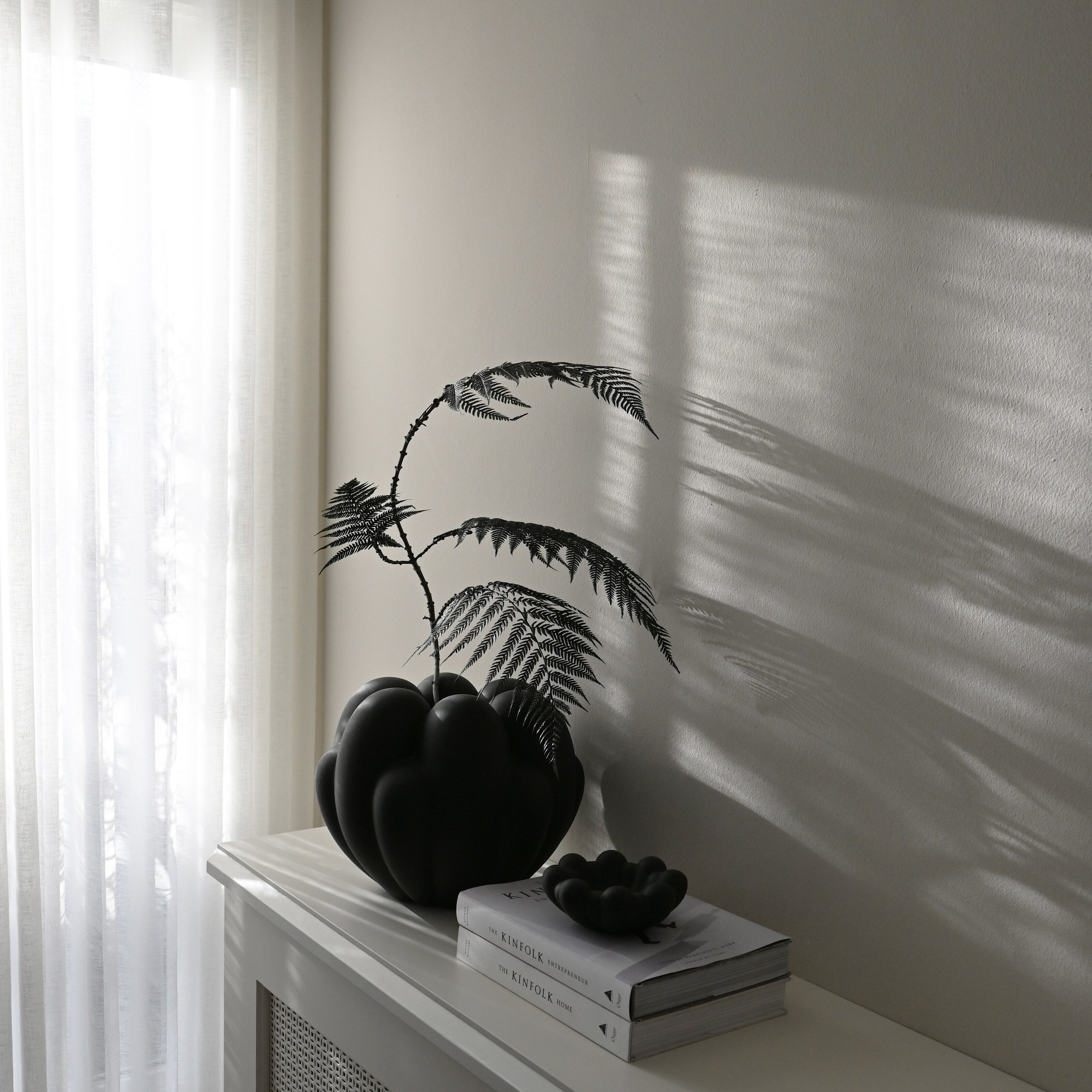 Bloom Vase, Mini - Black